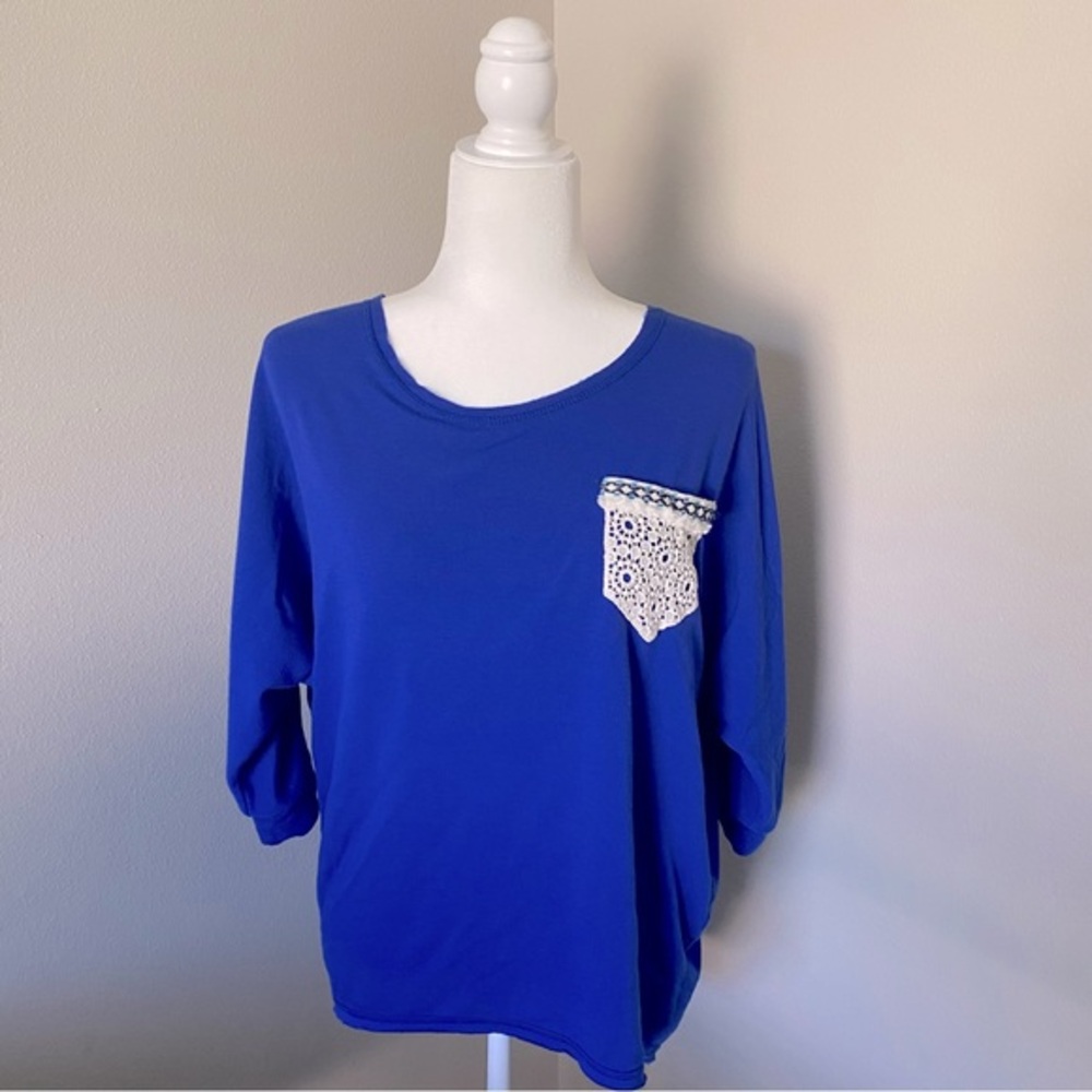 MMMMM | Lightweight Blue top with crochet detail size M